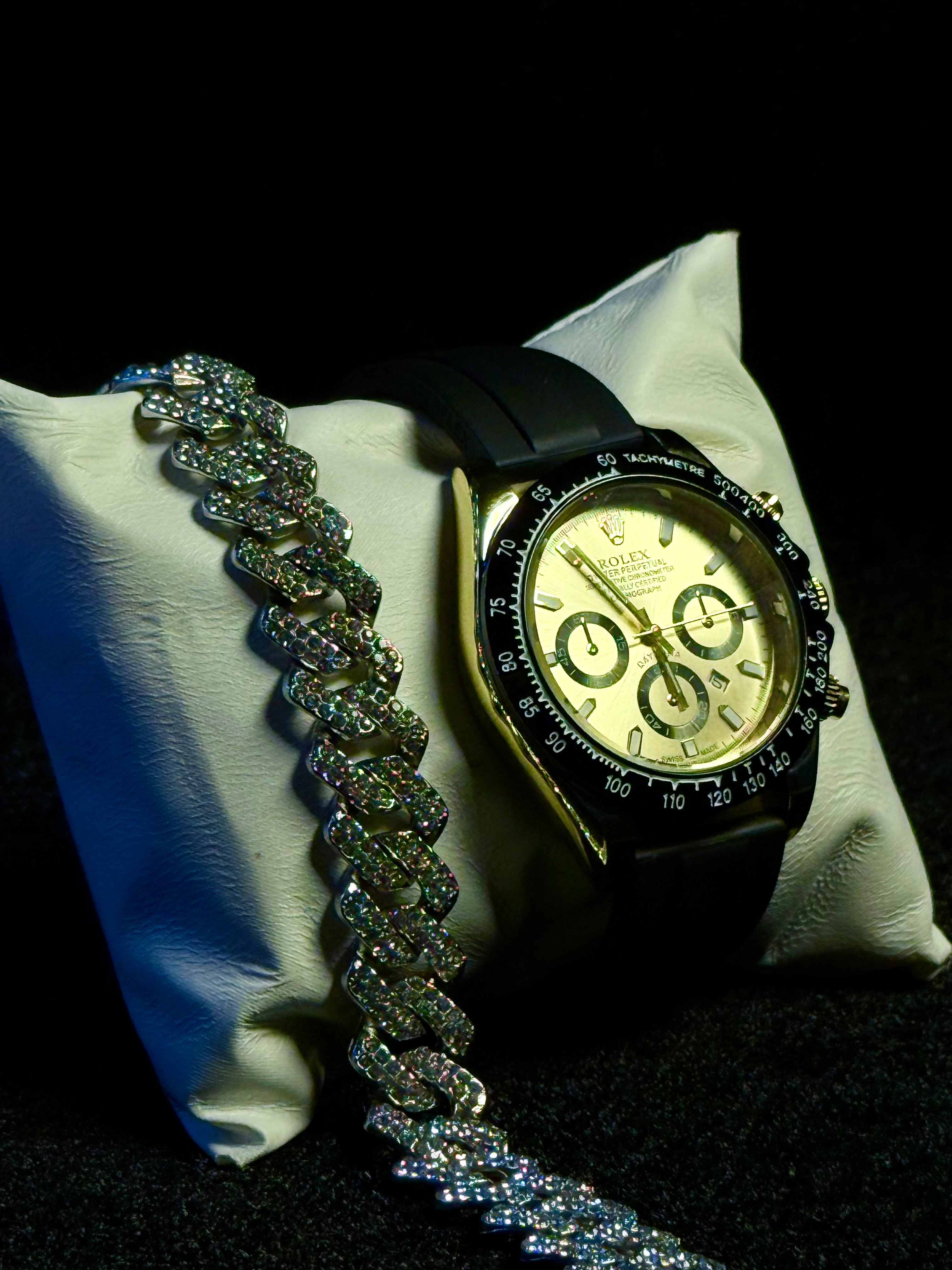 Rolex Daytona Yellow Gold 40mm Oyster Flex